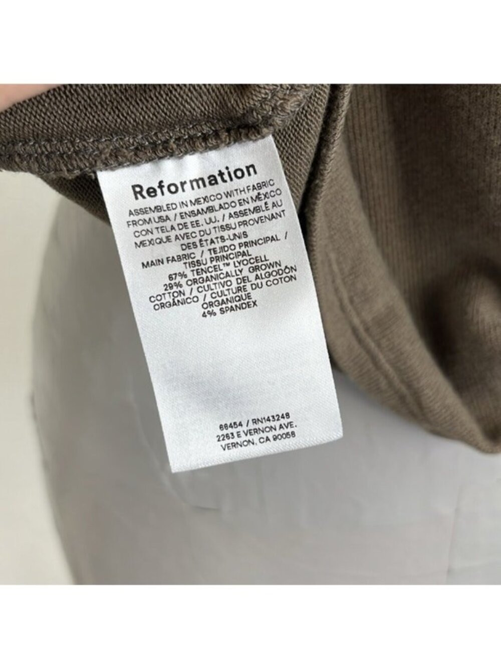 Reformation Ribbed Scoop Neck Short Sleeve T Shirt - Picture 5 of 7